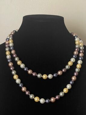 KJL Kenneth J Lane 2013 Multicolor Knotted 10mm faux pearl necklace